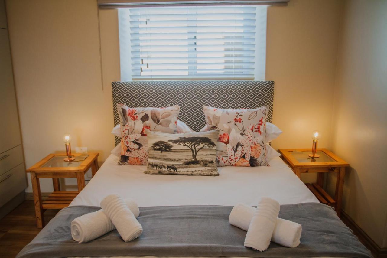 Melk Houte Bosch Manor House Apartment Свелендам Екстериор снимка